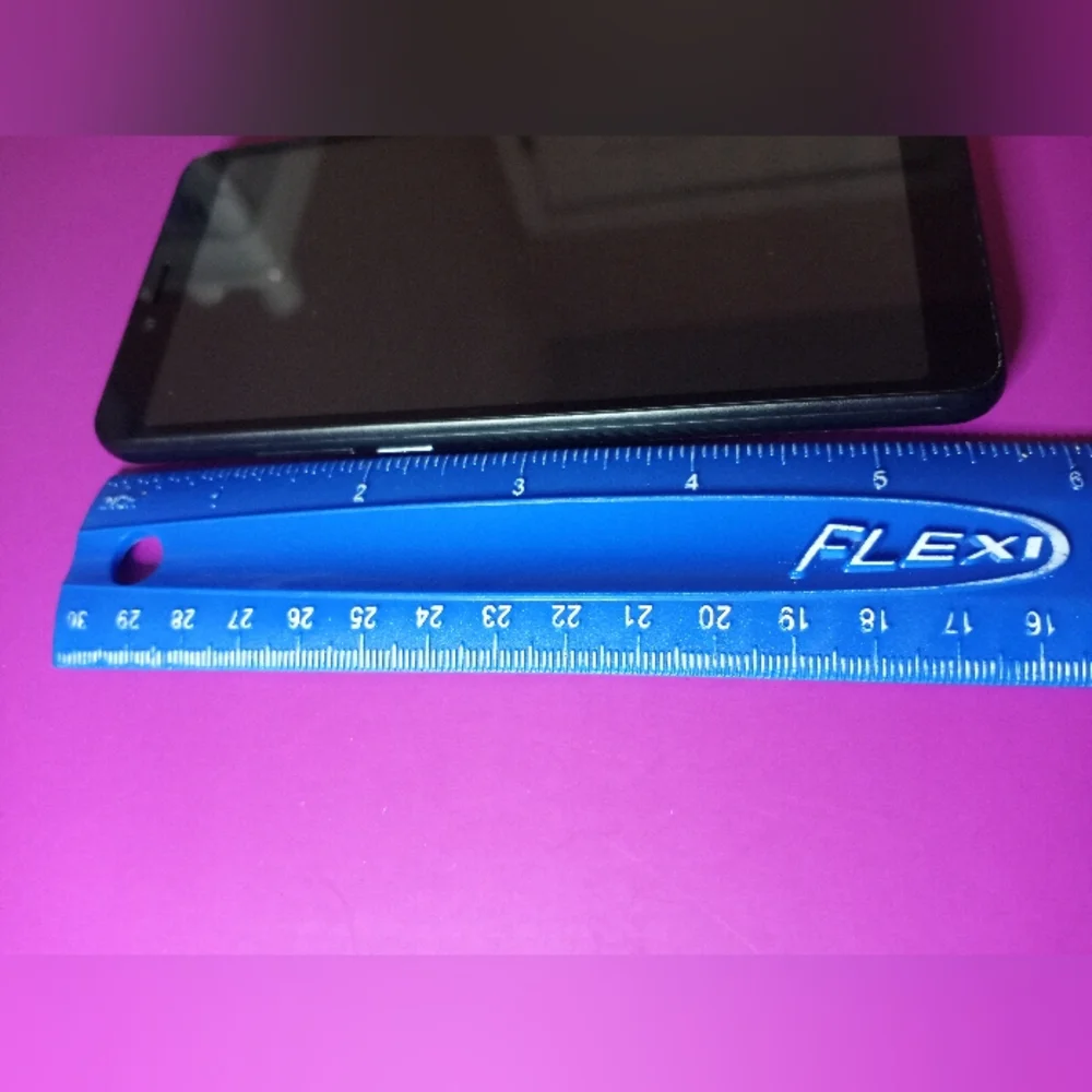 Tracfone Wireless TCL a507dl Cellphone